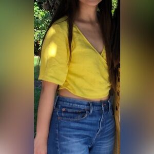Yellow Zara Accessories Size S Crop Top with Flutter Sleeves